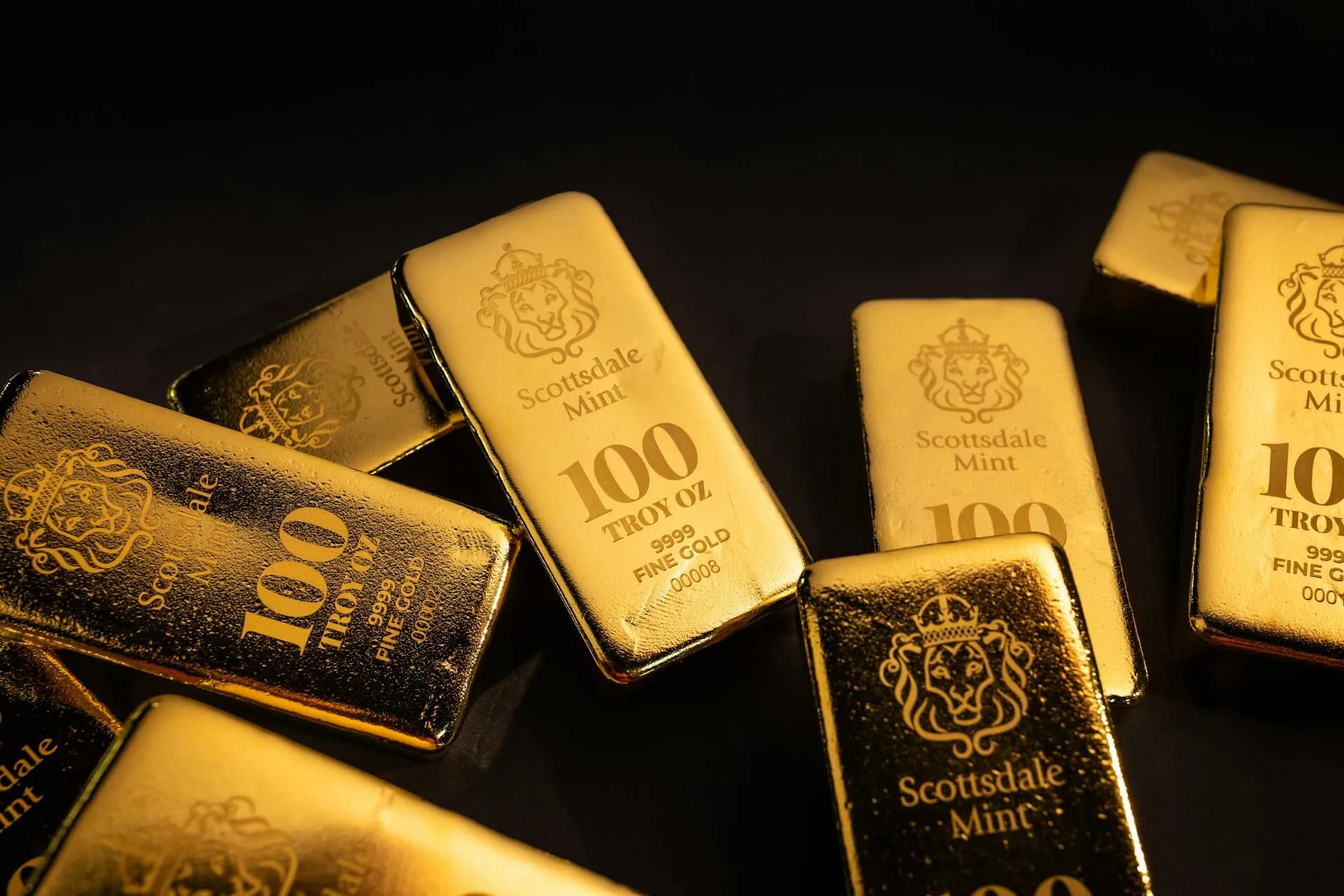 Zlaté investičné tehly Scottsdale Mint po 100 trójskych uncí